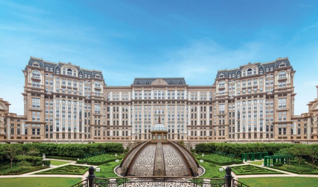 Karl Lagerfeld Hotel