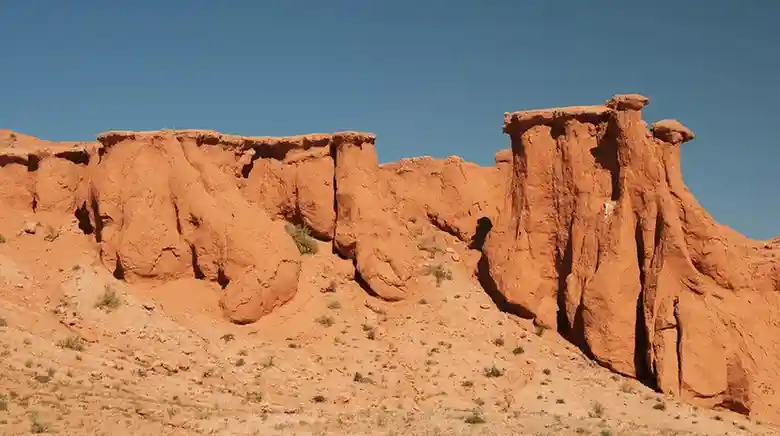 Flaming Cliffs (Bayanzag)