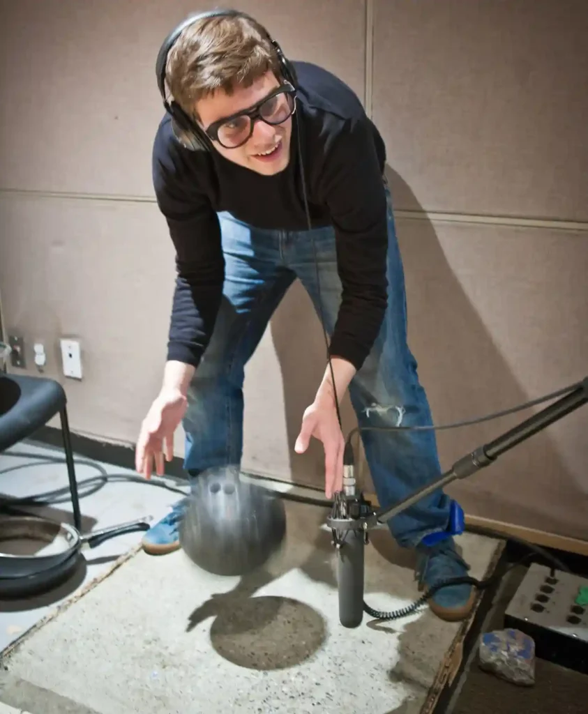 Foley Artist